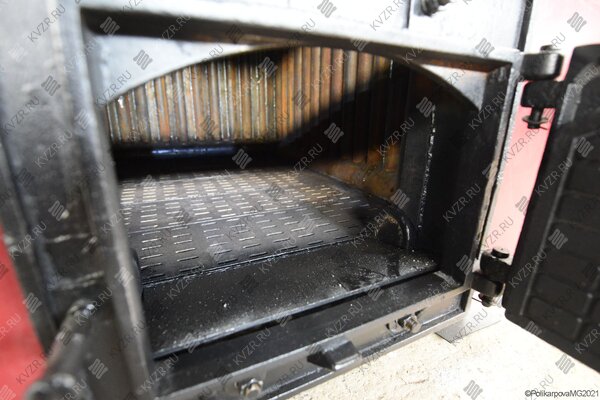 Колосниковая топка твердотопливного котла 900 кВт